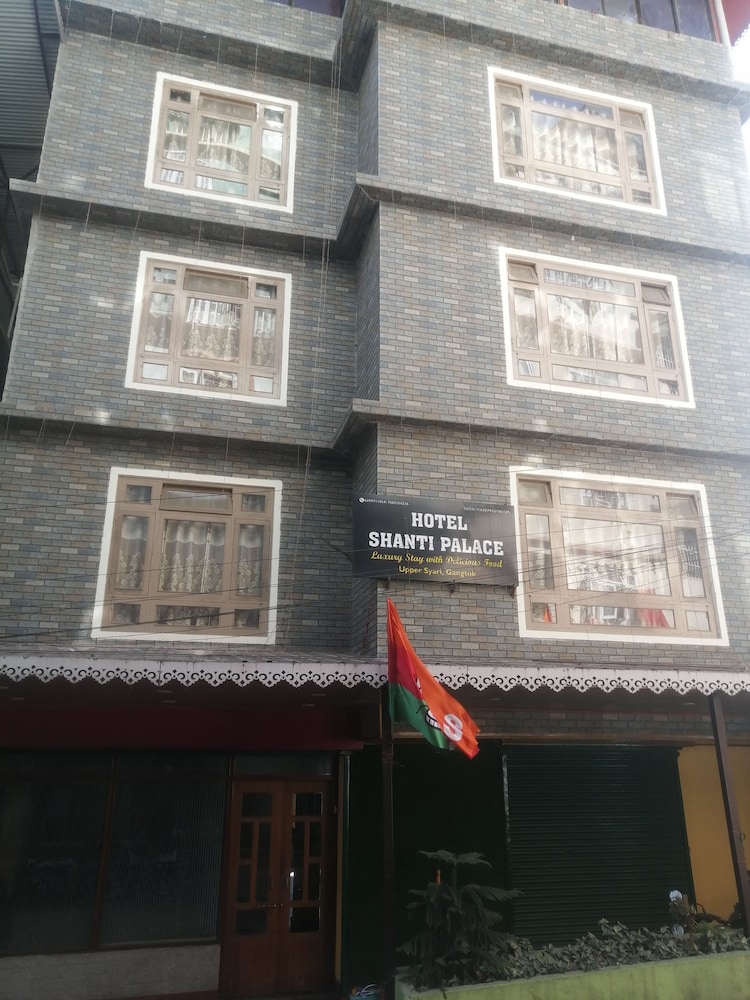 Hotel Shanti Palace
