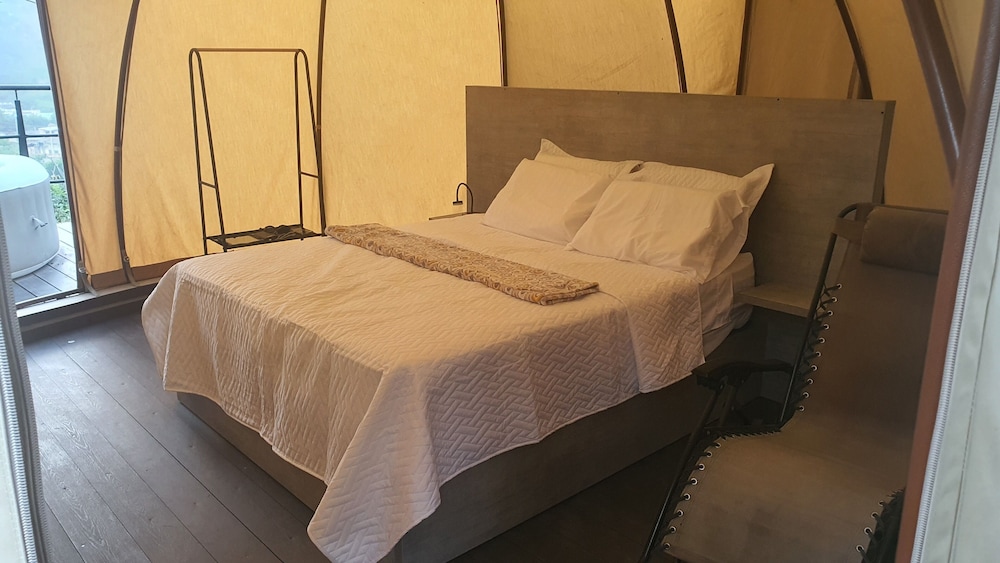 Glamping romantico en Vista Hermosa