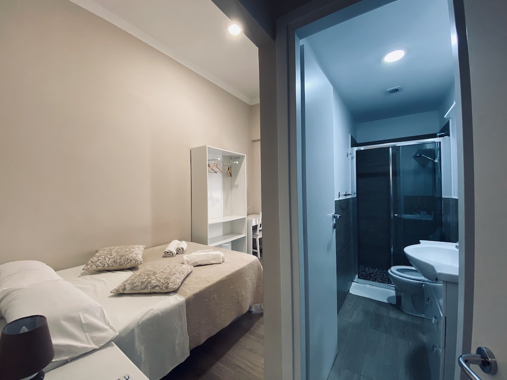 Freedom Traveller Hostel