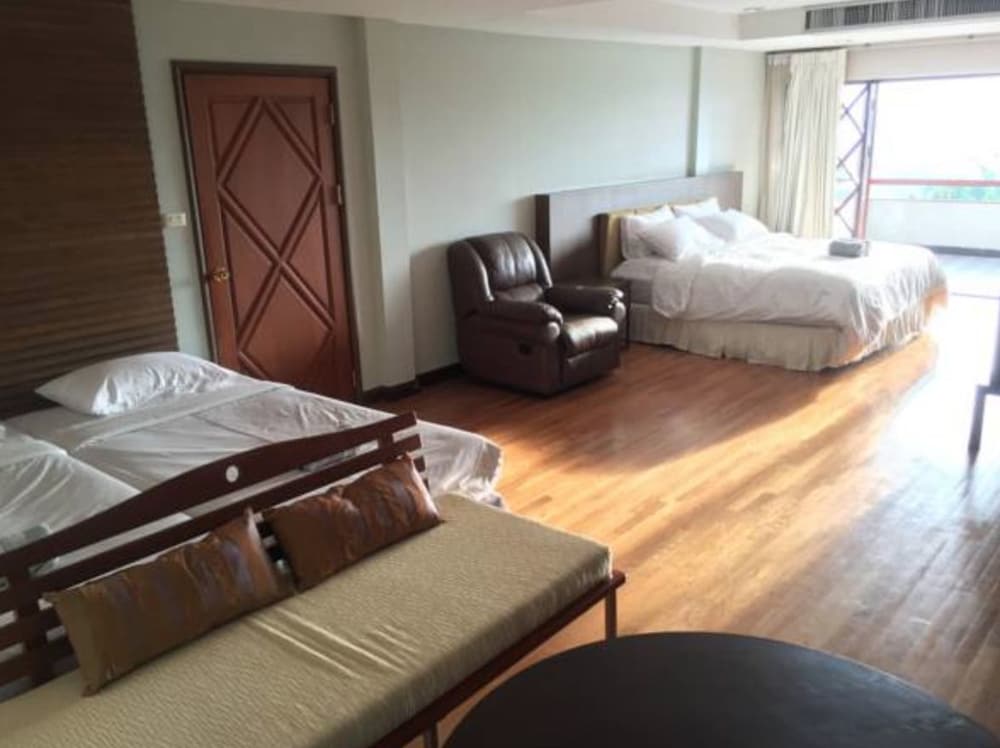 Phuripimarn Penthouse
