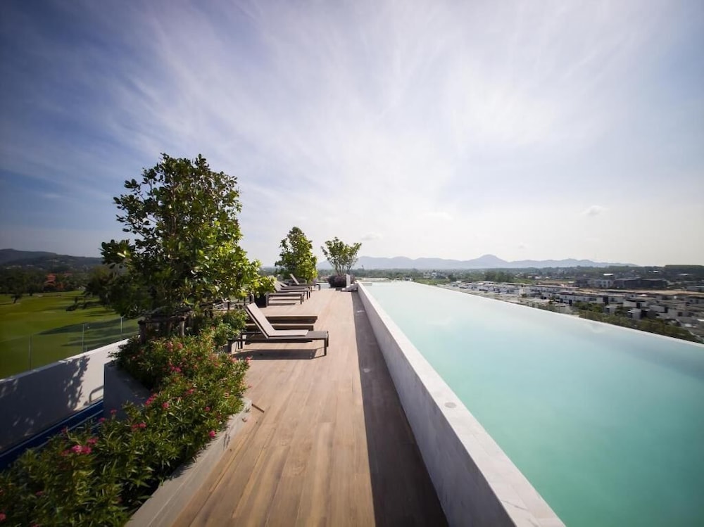 Skypark by Villacarte