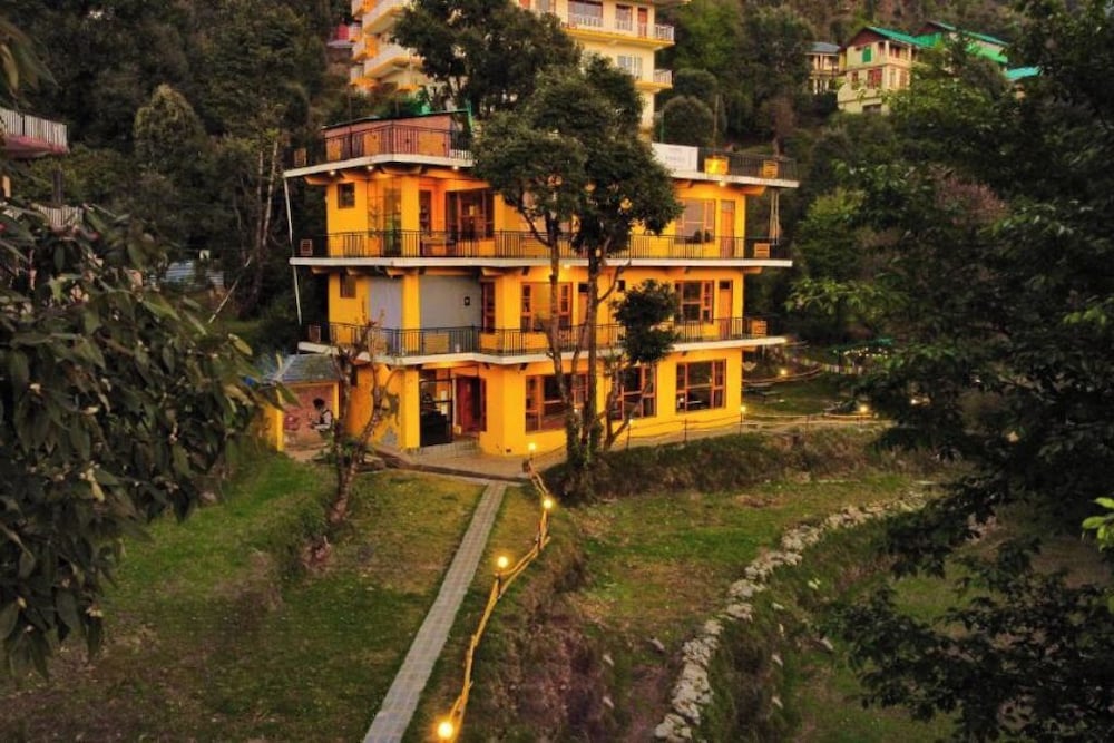 The Hosteller Mcleodganj, Upper Bhagsu