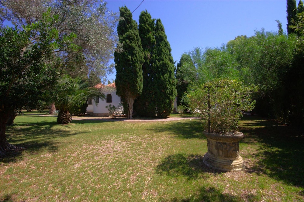 La Cartuja in Javea With 5 Bedrooms and 4 Bathrooms