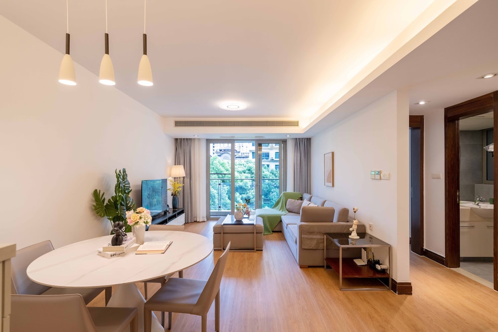 Tyms Premium 1BR 1BA Apt Yongxin Century
