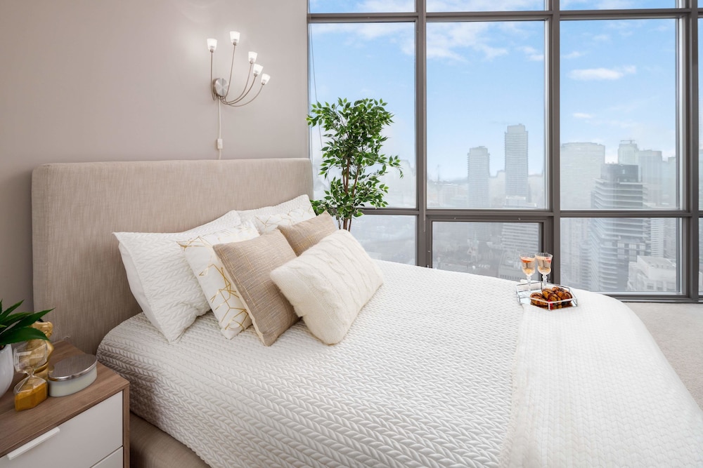 QuickStay Two-Bedroom Condo - Image 5