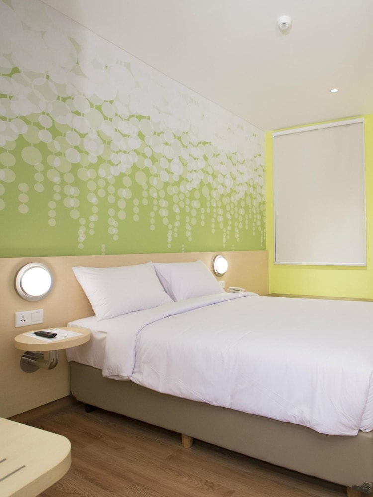 Zest Harbour Bay Batam by Swiss-Belhotel International - Image 5