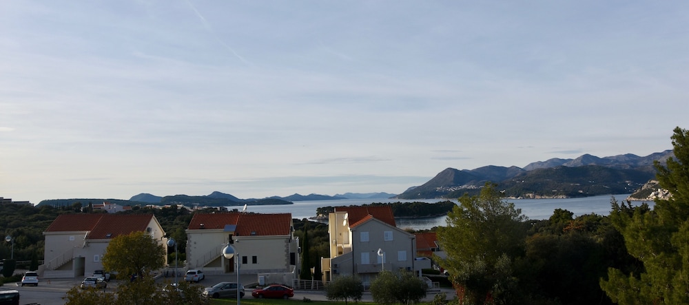 Pervanovo Apartments