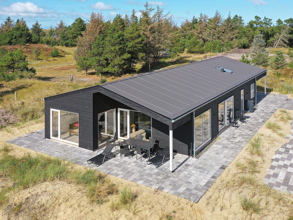 Modern Retreat in Graerup - By Traum Ferienwohnungen view 3