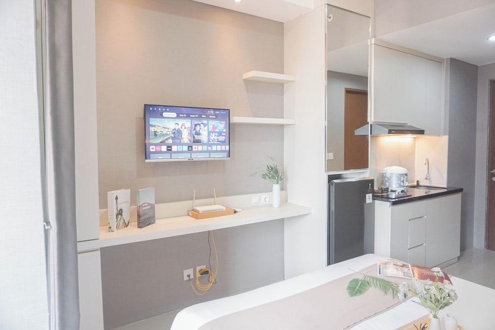 Comfortable Design Studio Room At Transpark Juanda Bekasi Timur Apartment