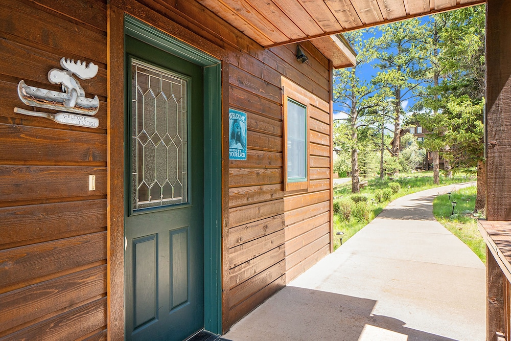 Cozy Solitude Cabins - Estes Park CO