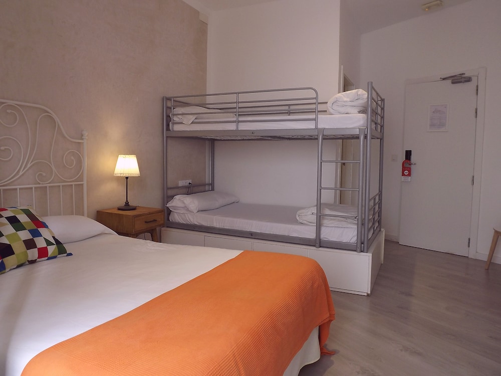 ISA SEVILLA Suites