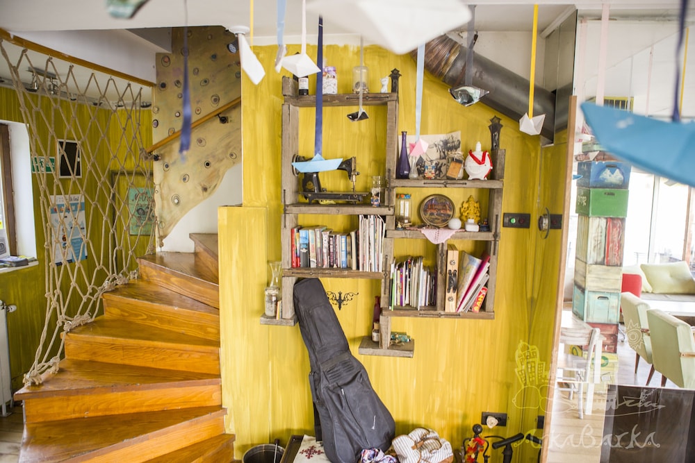 ArkaBarka Floating Hostel and Apartments