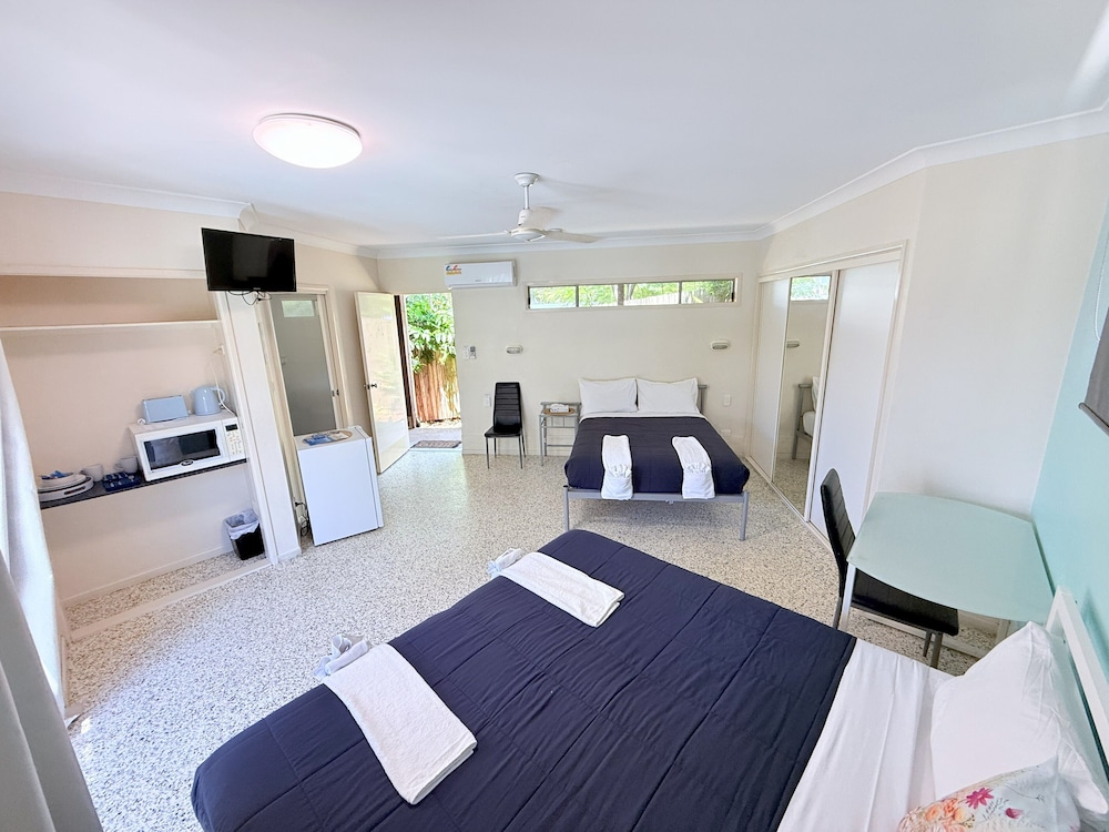 Emu Park Beach Resort
