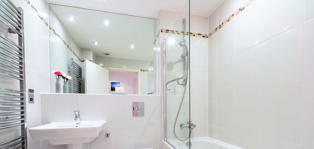 The Chamber Suites