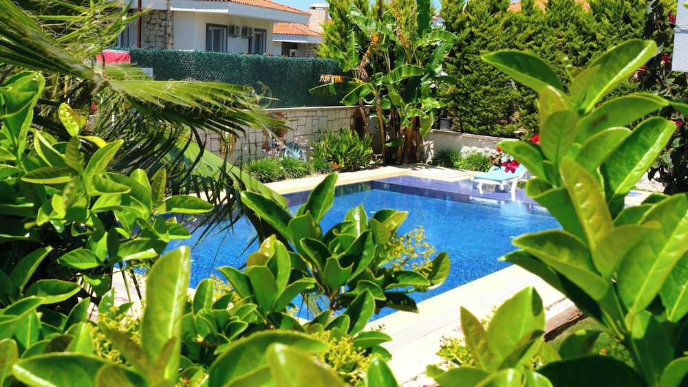 Lavinia Garden Alaçatı - Image 58
