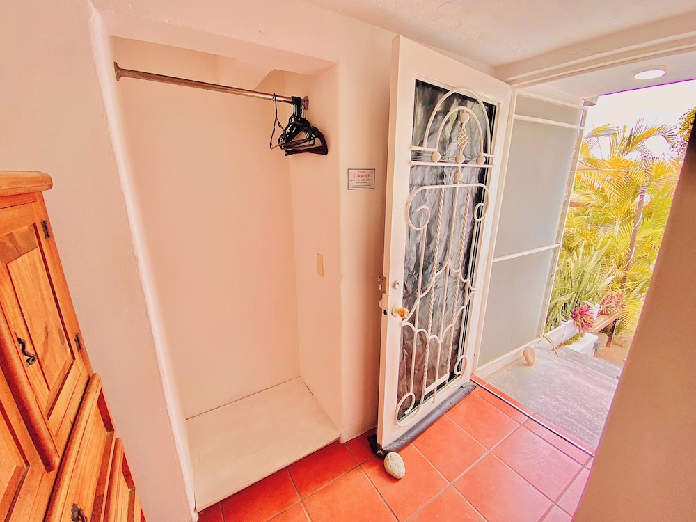 Perro Surfero Hotel Boutique - Todos Santos, BCS