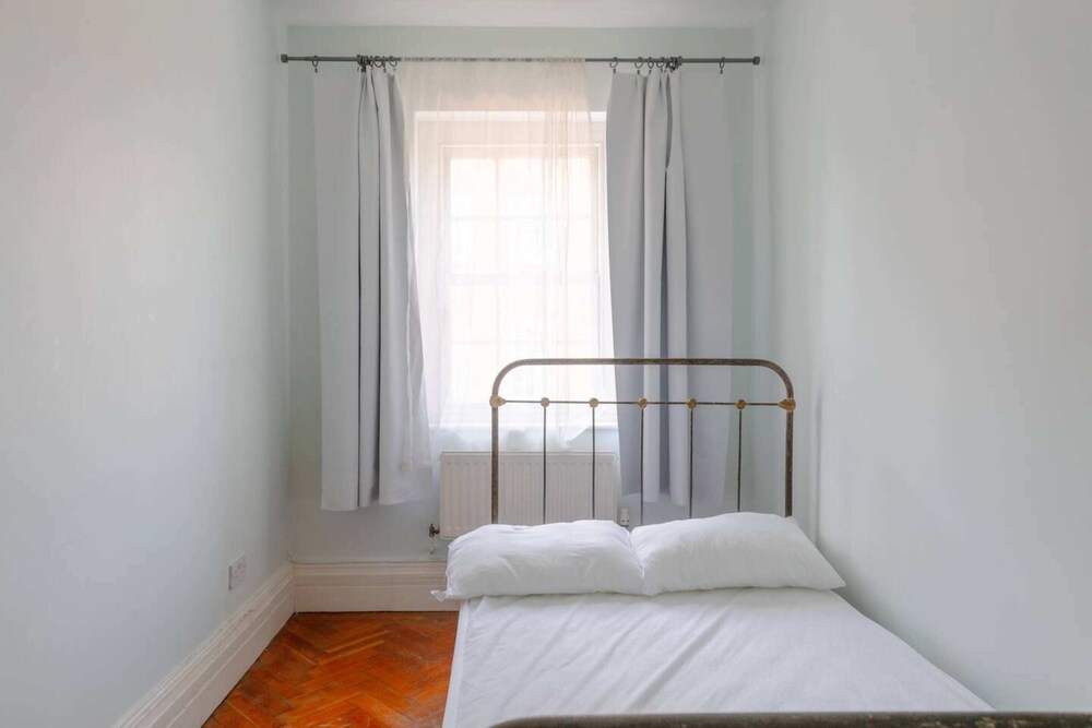 Stylish & Welcoming 3BD Flat - Stoke Newington