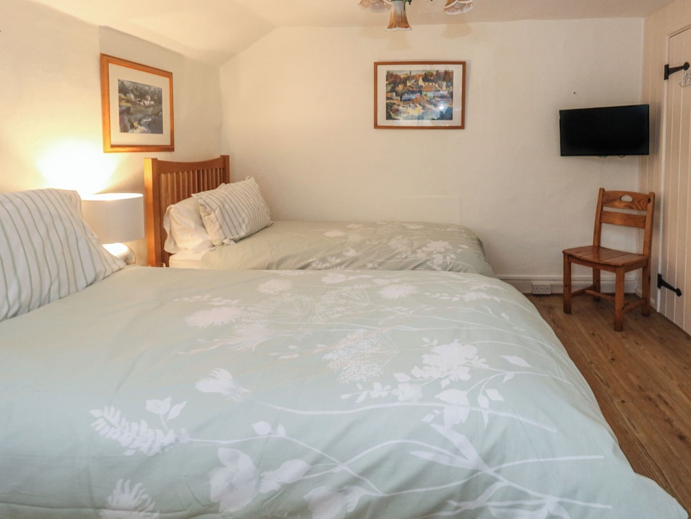 Poppy Cottage
