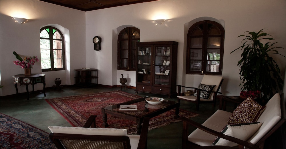 Hiliki House