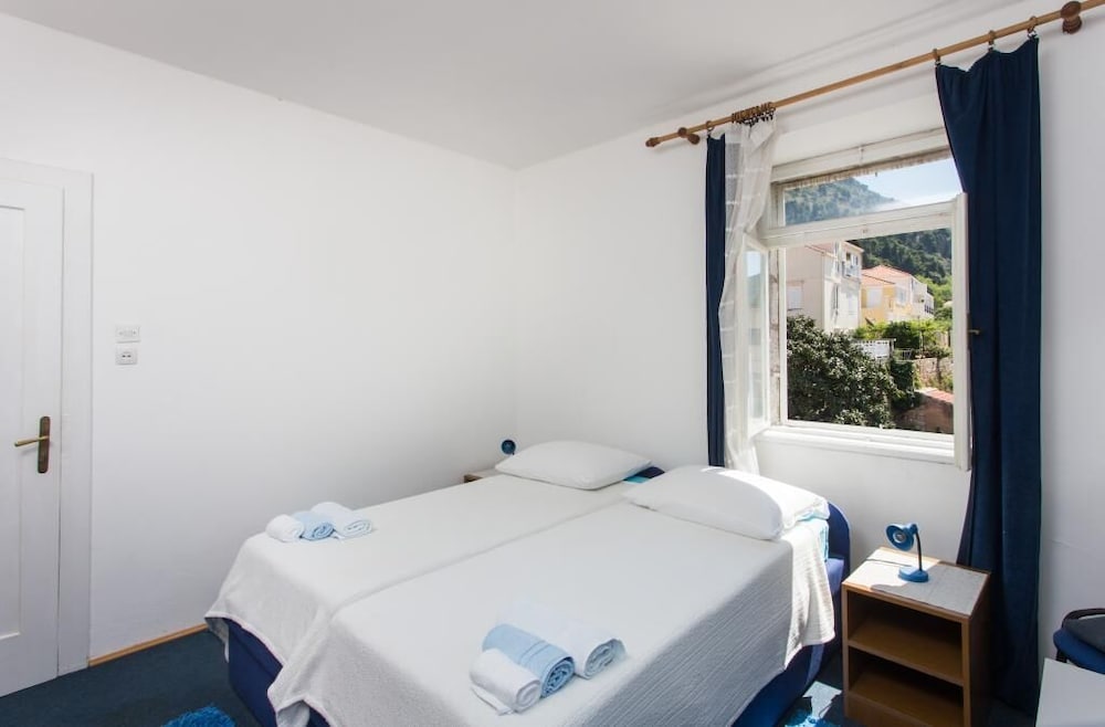 Ploce Apartments - Jelena