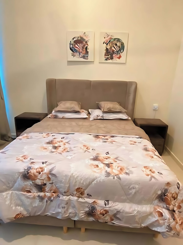 Stylish Serene 2BHK in the Heart of the City