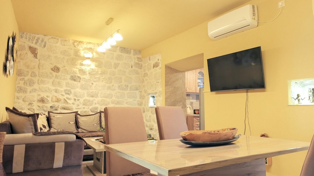 Chic and Elegant Flat Near Beach in Montenegro view 3