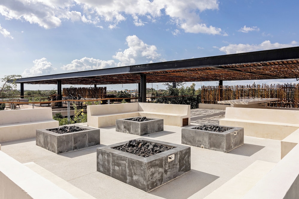 BT Homes - Zama Boho