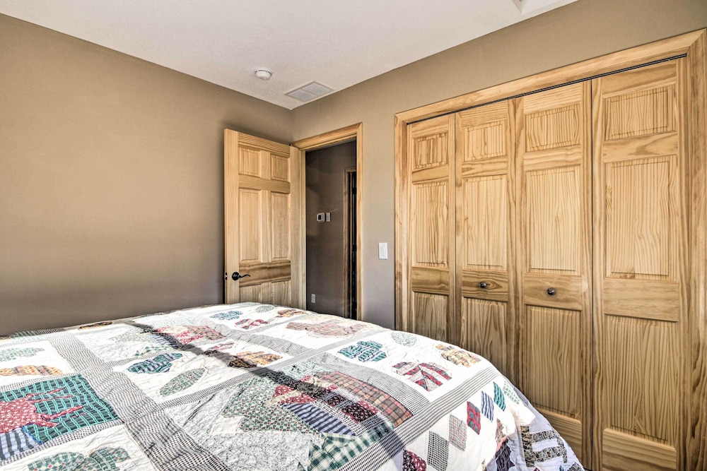 Breezy Point Cabin w/ Fire Pit - Walk to Lake view 5