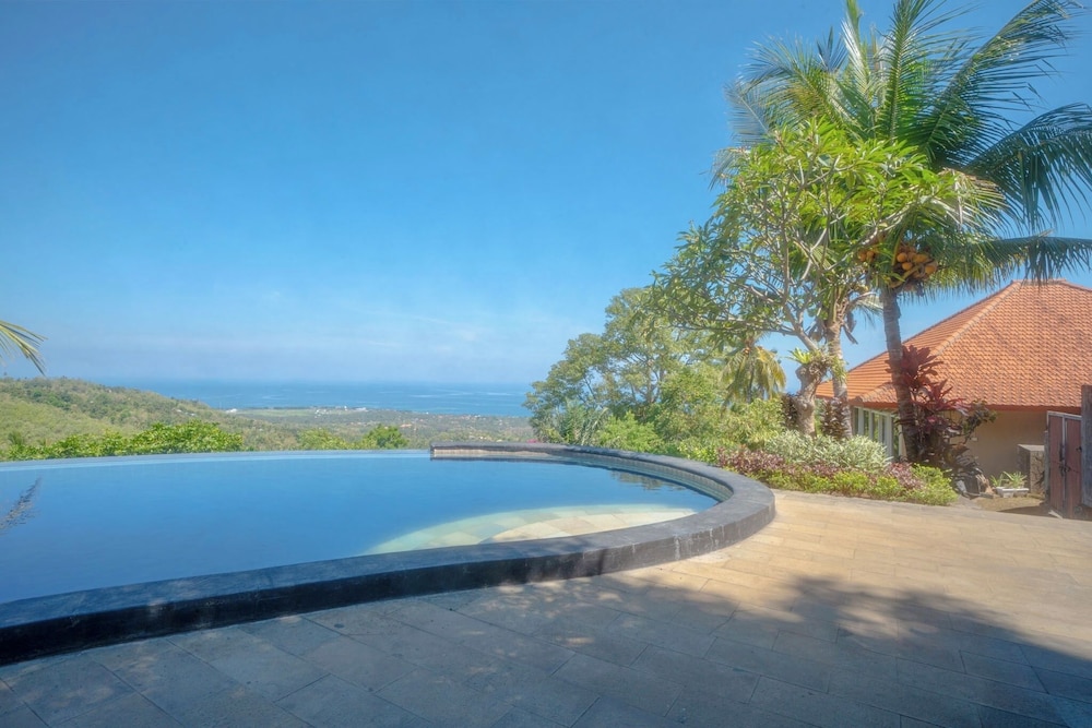 Maria Secret Villa