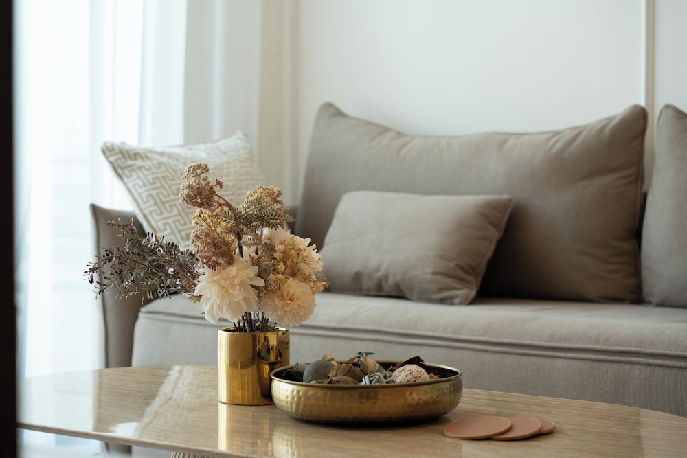 Chic 1BR Apartment - The Crest Dubai