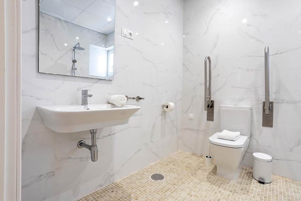 Exclusive Apartment in Cádiz. Patrocinio I