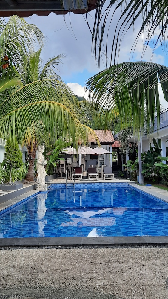 Sahera Hotel
