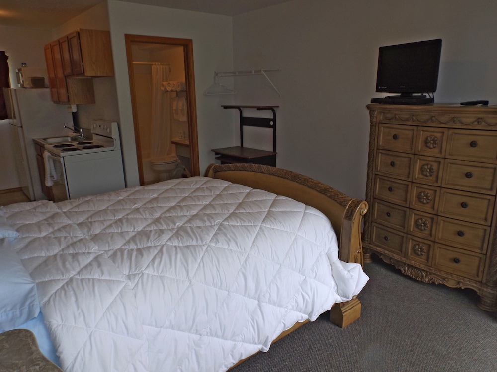 Clark Fork Lodge - Property Image 22