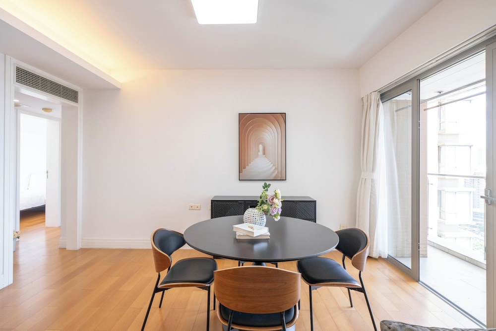 Tyms Stylish 3BR 2BA Apt Yongxin Century