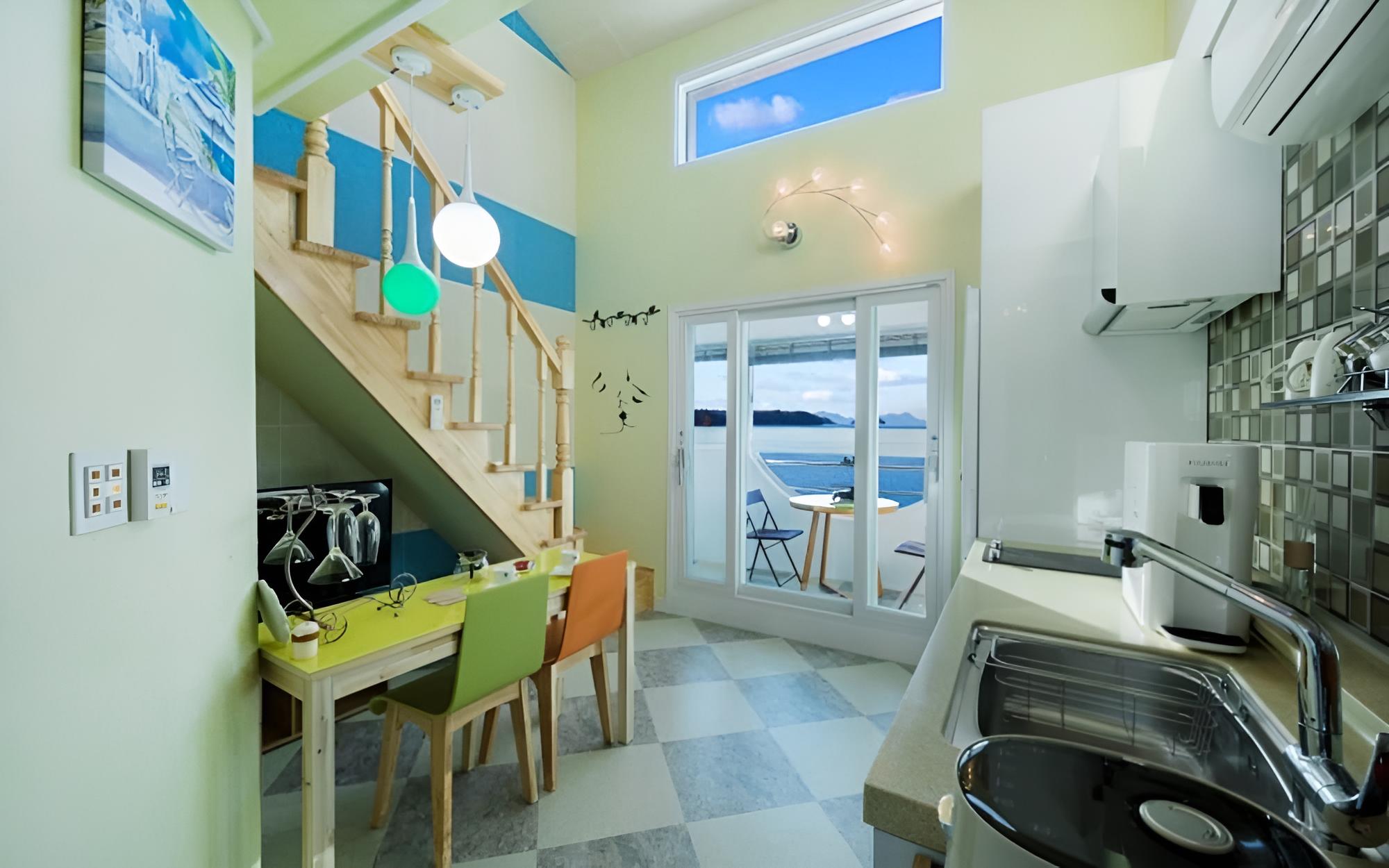 Tongyeong Mediterranean Spa Pension view 4