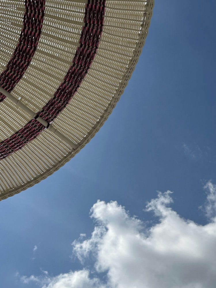 Munjoh Island House Suites and Spa