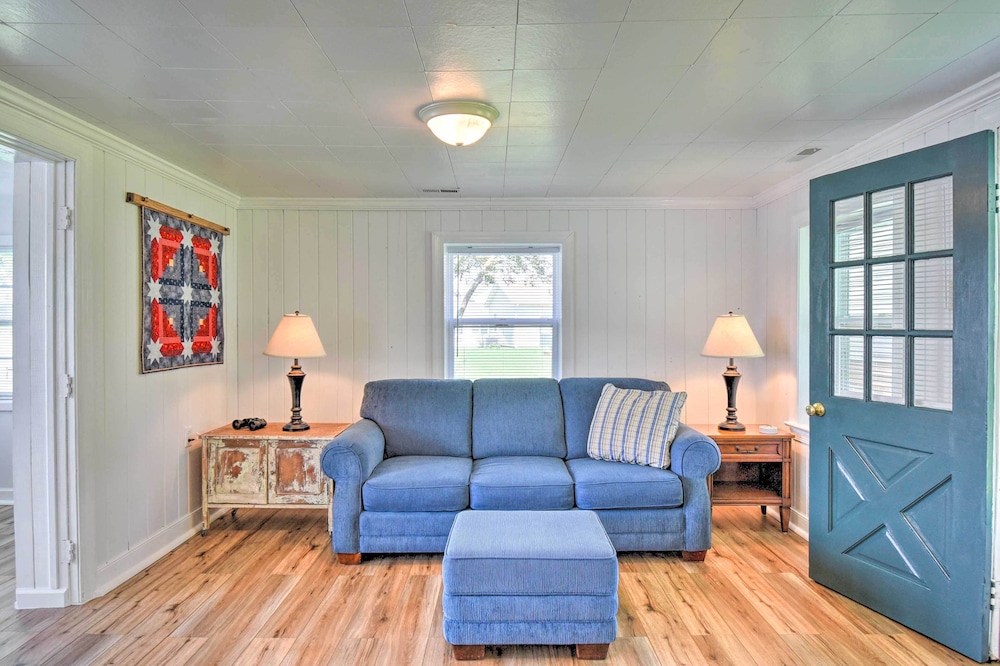 Romantic Waterfront Abode With Patio & Dock! view 5