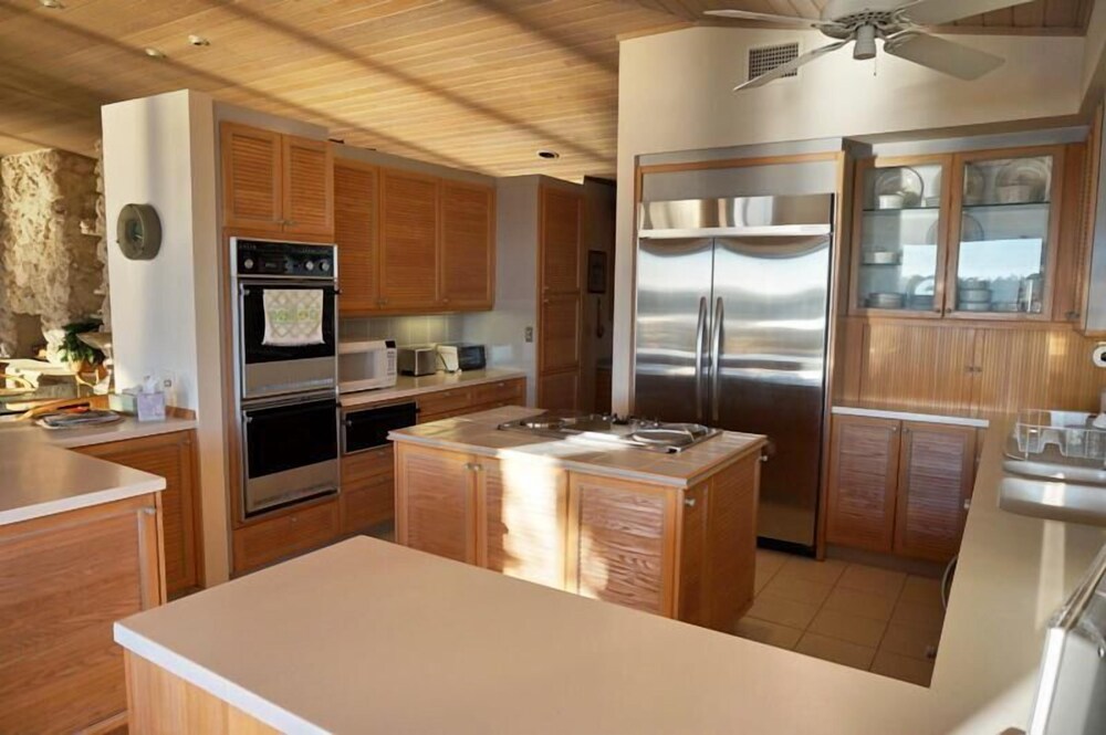 BRF1569 4 Bedroom Holiday Home by Marco Naples Vacation Homes
