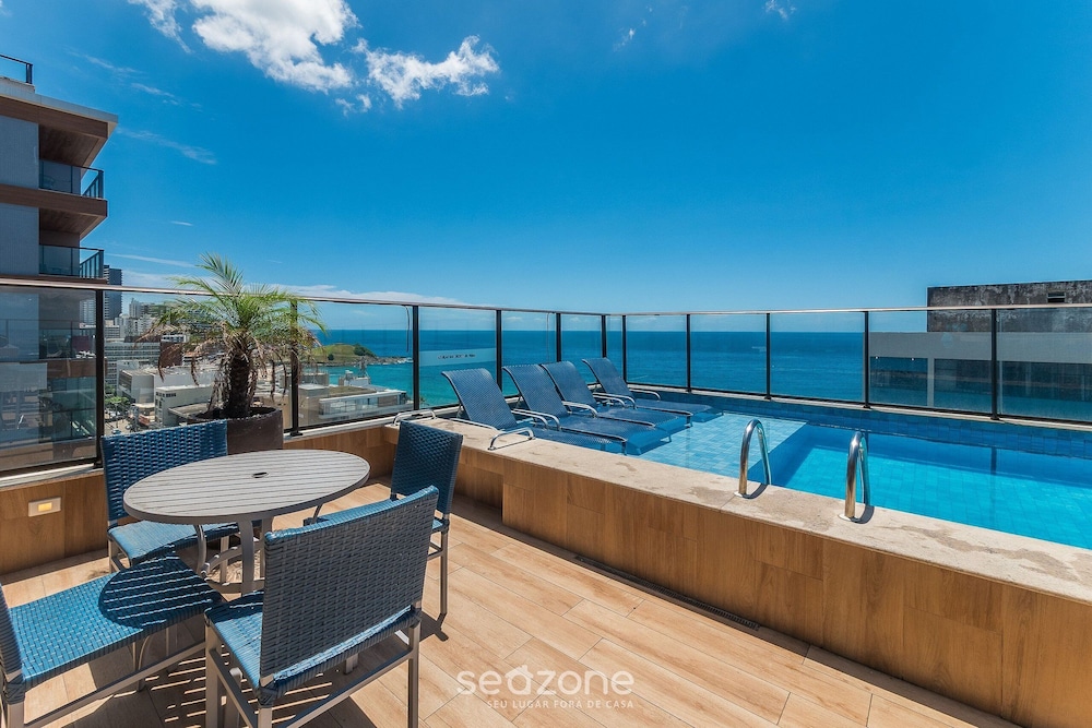 Apts 120 m From Barra Beach With Pool and gym in the Building - Esbs