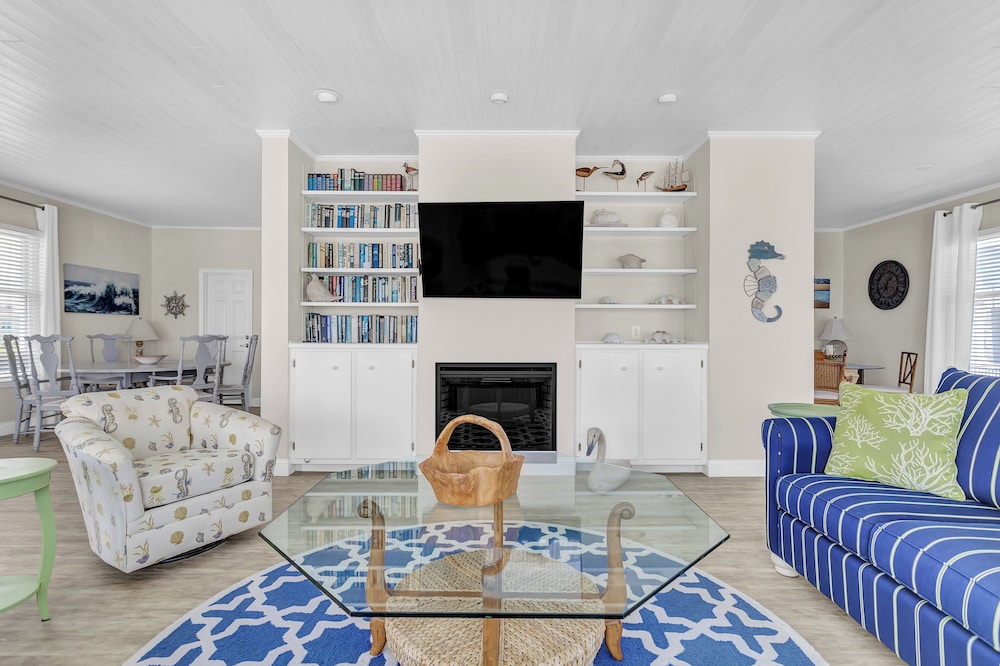 Topsail Escape by Topsail Realty