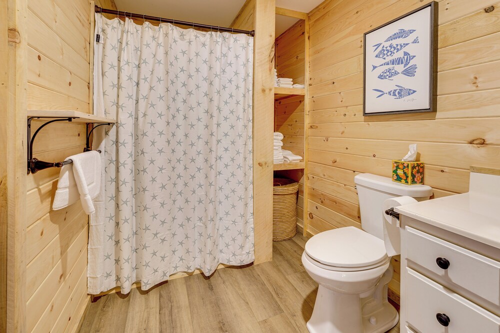 Annabessacook Lake Retreat w/ Deck: Pets Welcome!