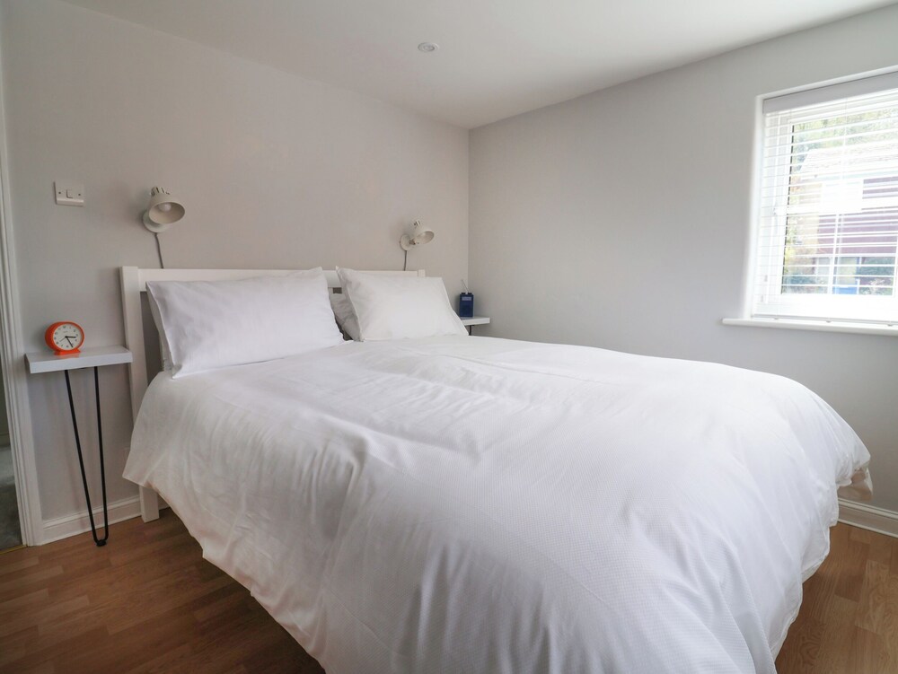 8 Biddlecombe Orchard