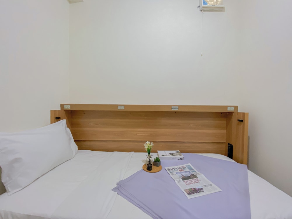 Good And Homey 2Br Apartment At Green Pramuka City