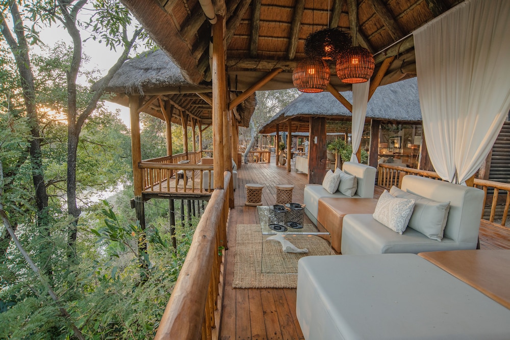 Karongwe - River Safari Lodge