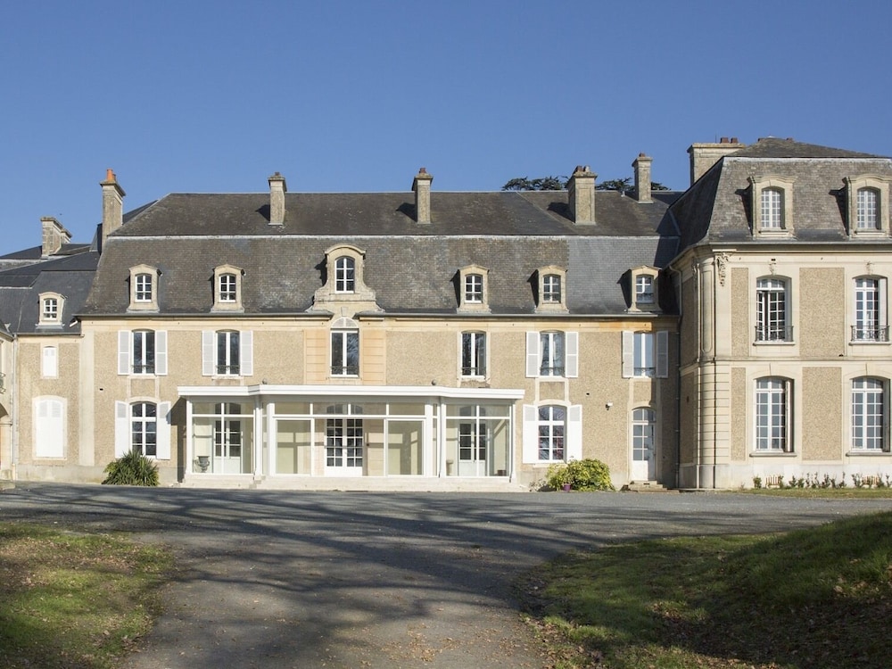 Le Château des Monts view 5
