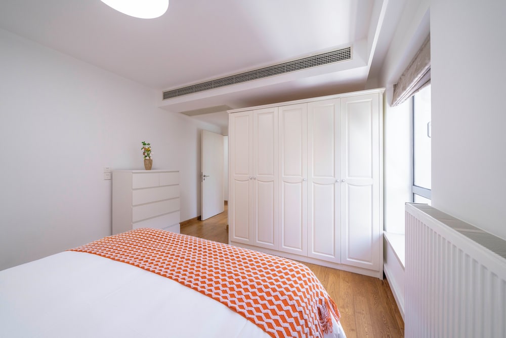 Tyms 3BR 2BA Apartment Yongxin Century