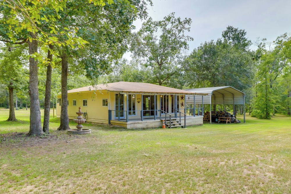 Bike & Hike On-site: Inviting Cleveland Retreat!