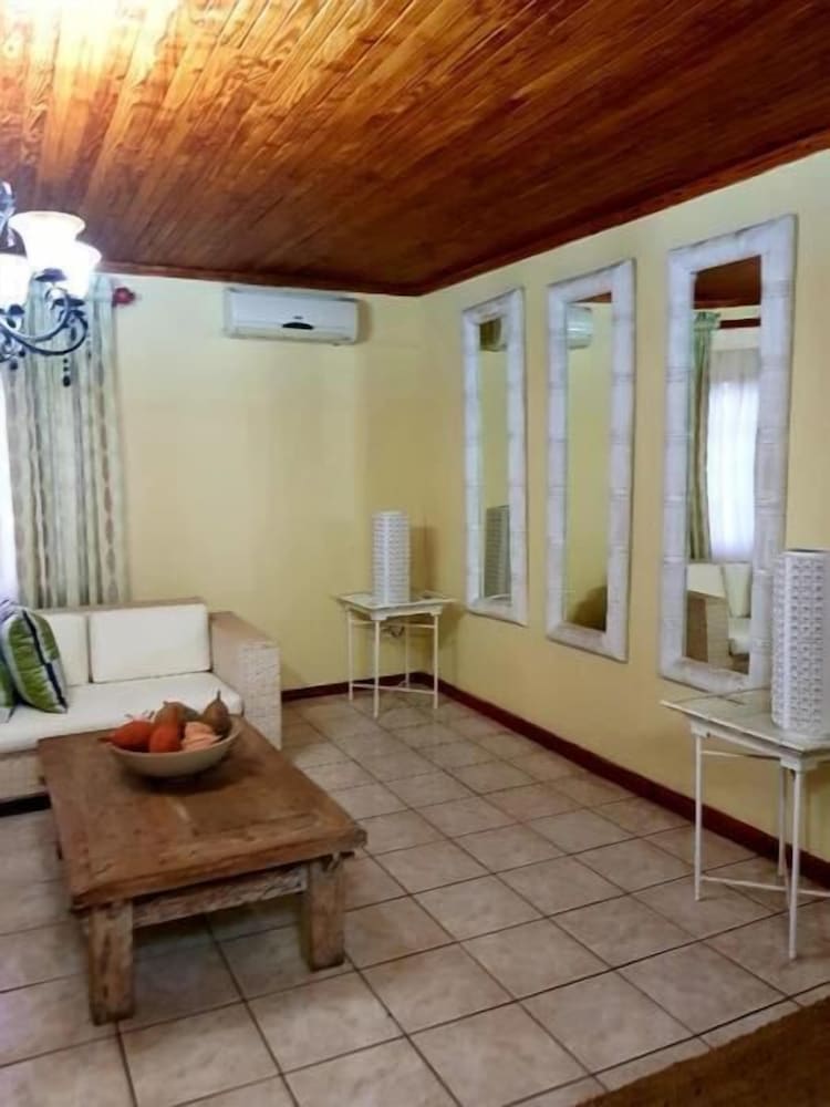 Kwantulindawo Guesthouse Vryheid view 3