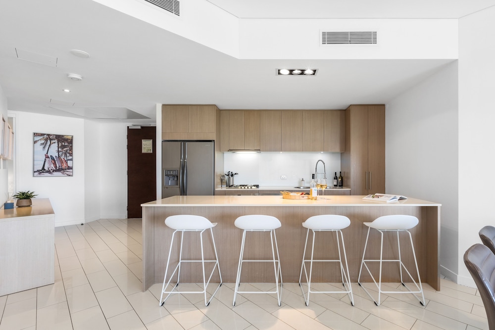 Luxury Apartments on Bells Boulevard