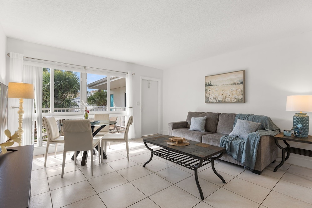 Pompano 3225